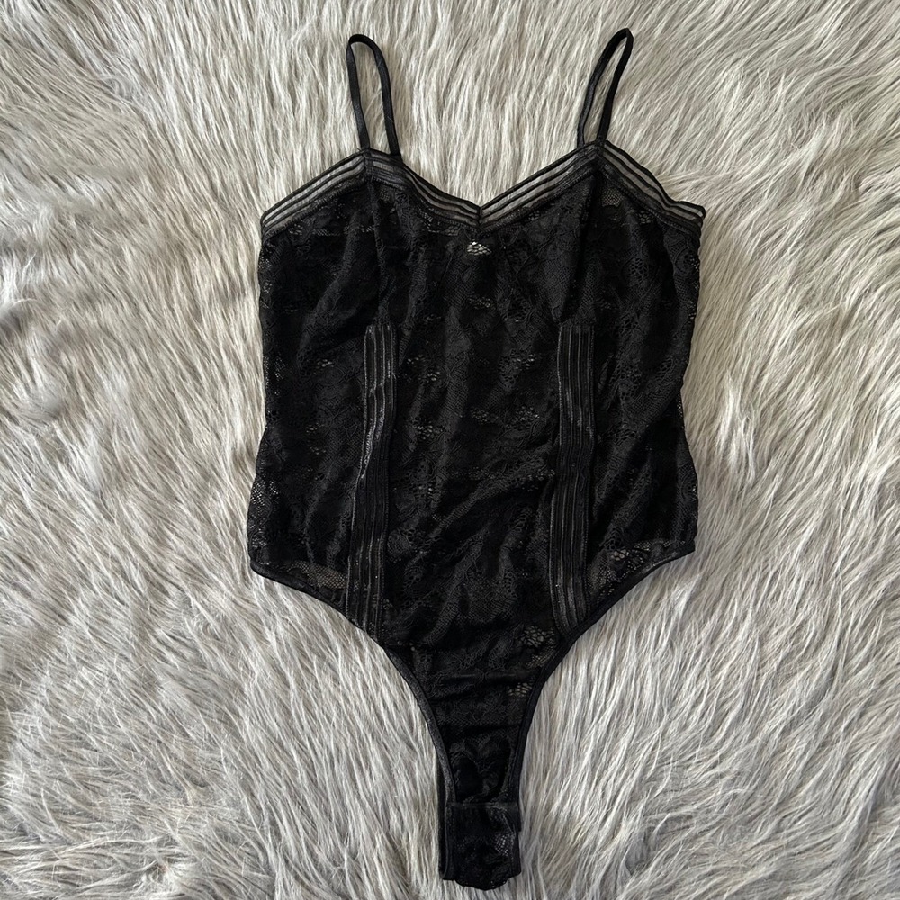 Bozzolo Bodysuit Women's Size Medium Black Floral Lace Sheer One Piece
